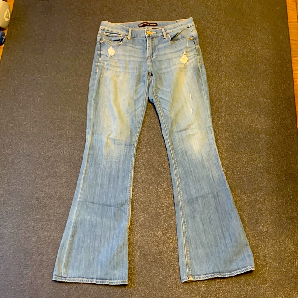 Express Mia Slim Flare Mid Rise
